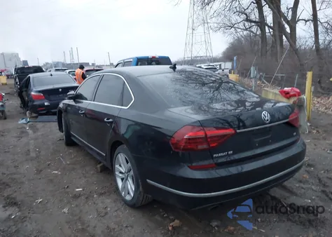 2017 Volkswagen Passat 1.8T Se из США, поврежденный, VIN 1VWGT7A3XHC010338